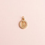 Dije Virgen Calado Borde Strass